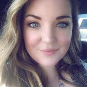 Meet your Posher, Katelyn